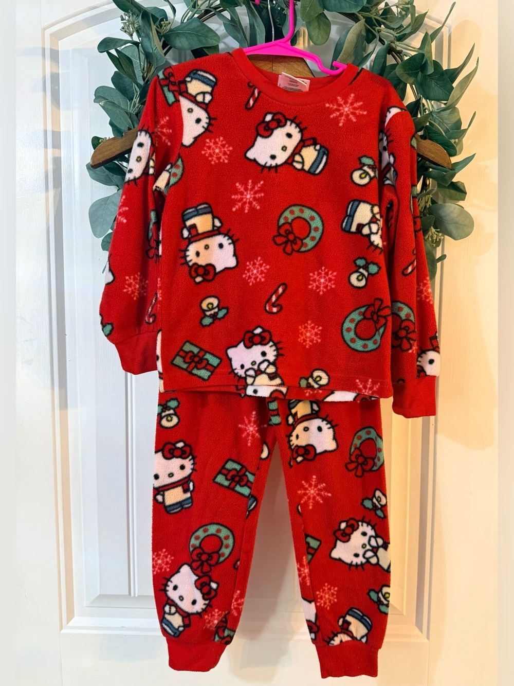 💫4/$25 • Hello Kitty Christmas Fleece 2 Piece PJ Set